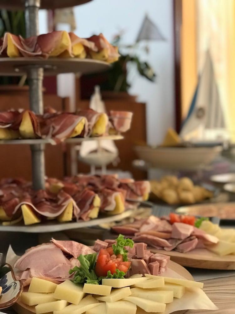 Hotel Modenese Riccione Esterno foto