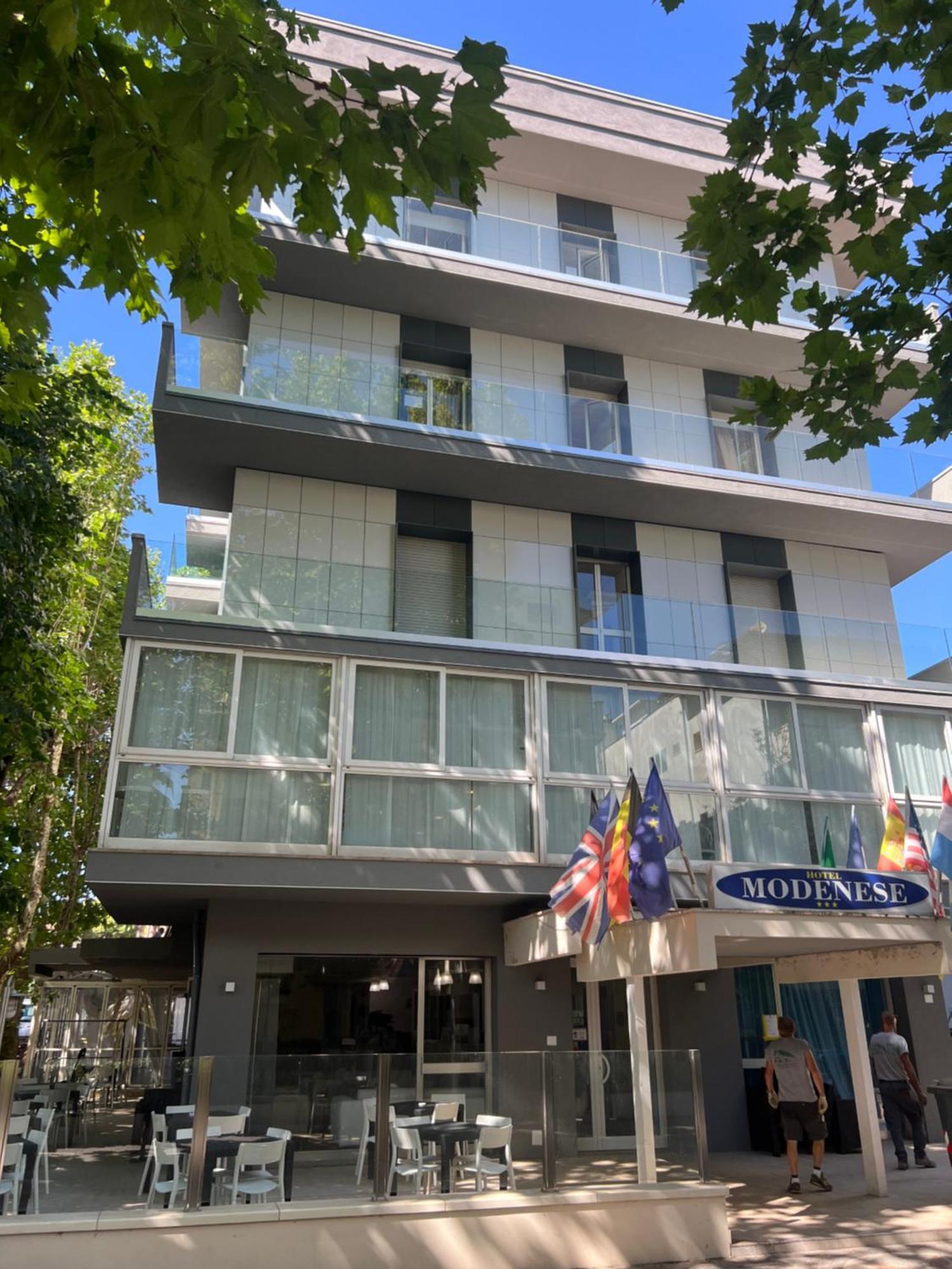 Hotel Modenese Riccione Esterno foto